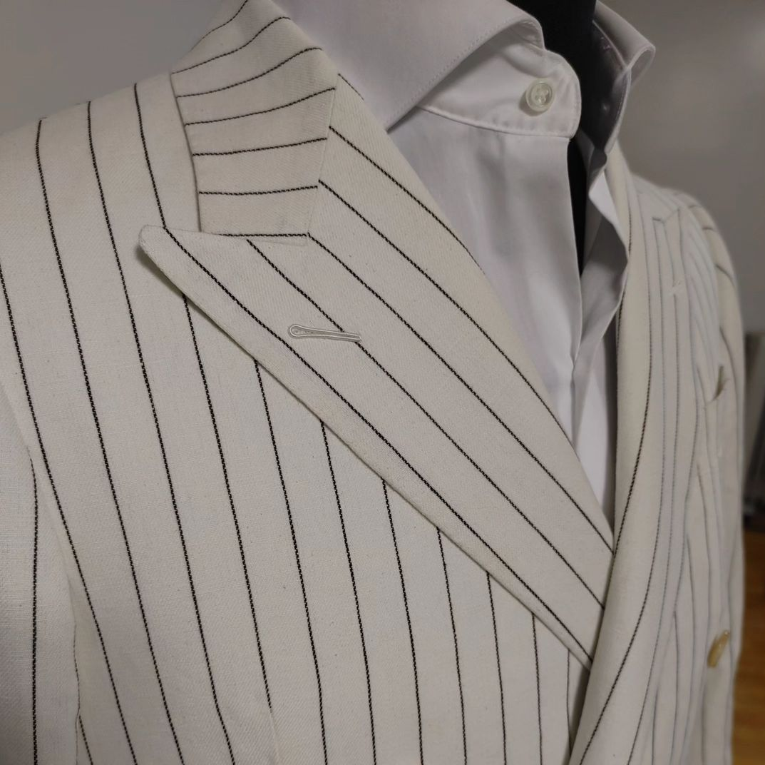 7 Signs You’re Wearing the Wrong Suit Size