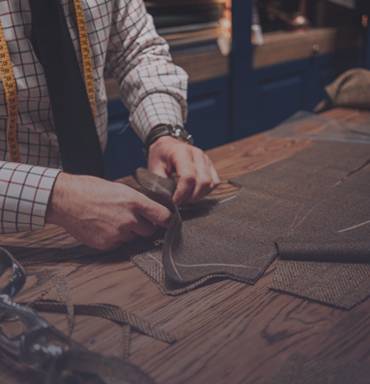 Expert Tips for Buying Custom Suit